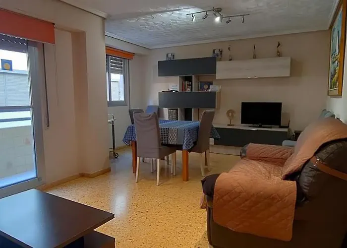 アパート Piso Colon Paiporta