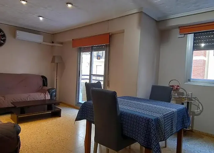 アパート Piso Colon